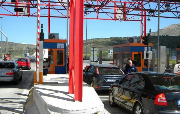 Μπήκαν POS σε όλα τα διόδια – Πληρώστε με την πιστωτική σας κάρτα
